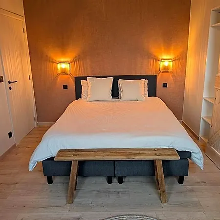D'oude Smidse 4*